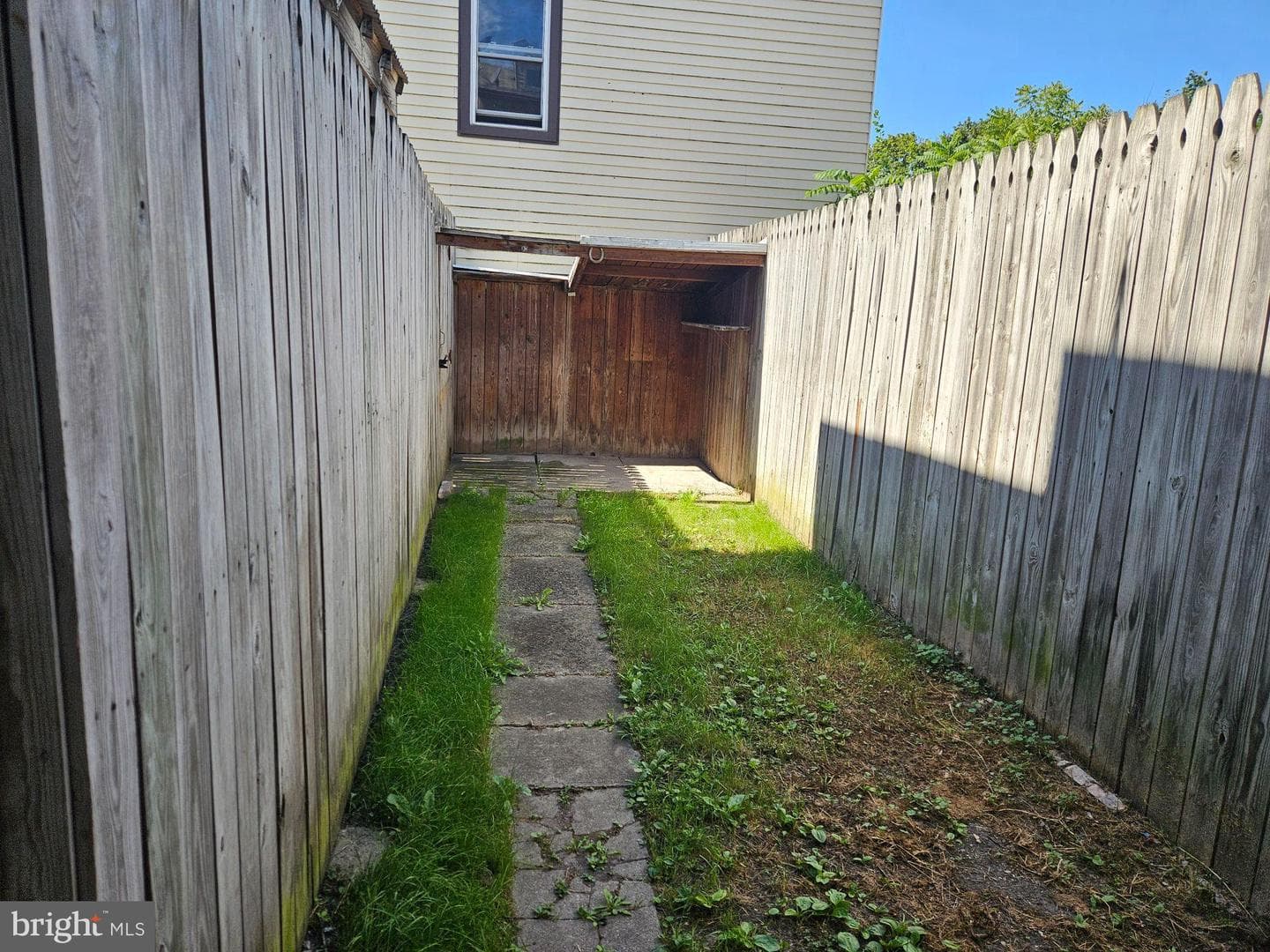 144 S Nichols Street photo 10
