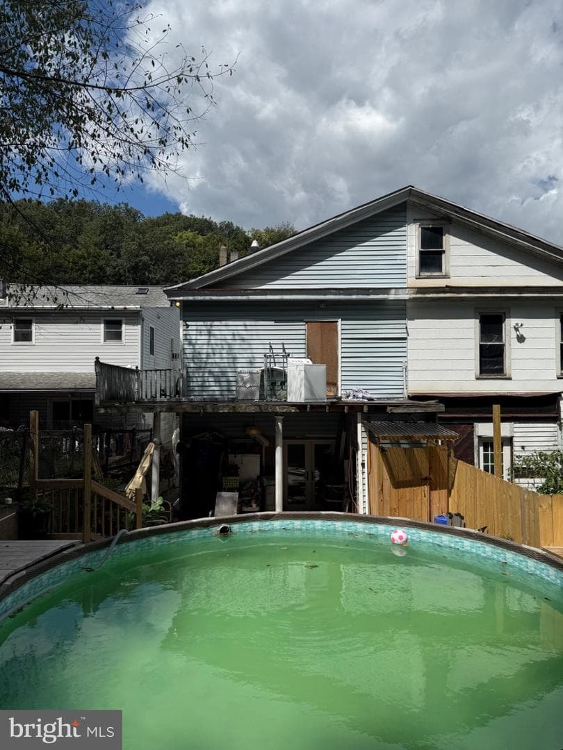 329 Laurel Street photo 12