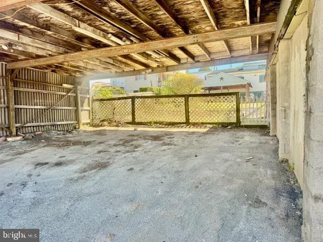 124 N Railroad Avenue photo 15