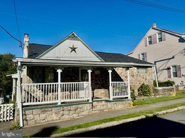 124 N Railroad Avenue photo 8