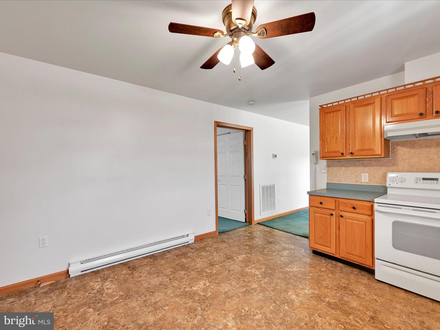 101 Juniper Court photo 17