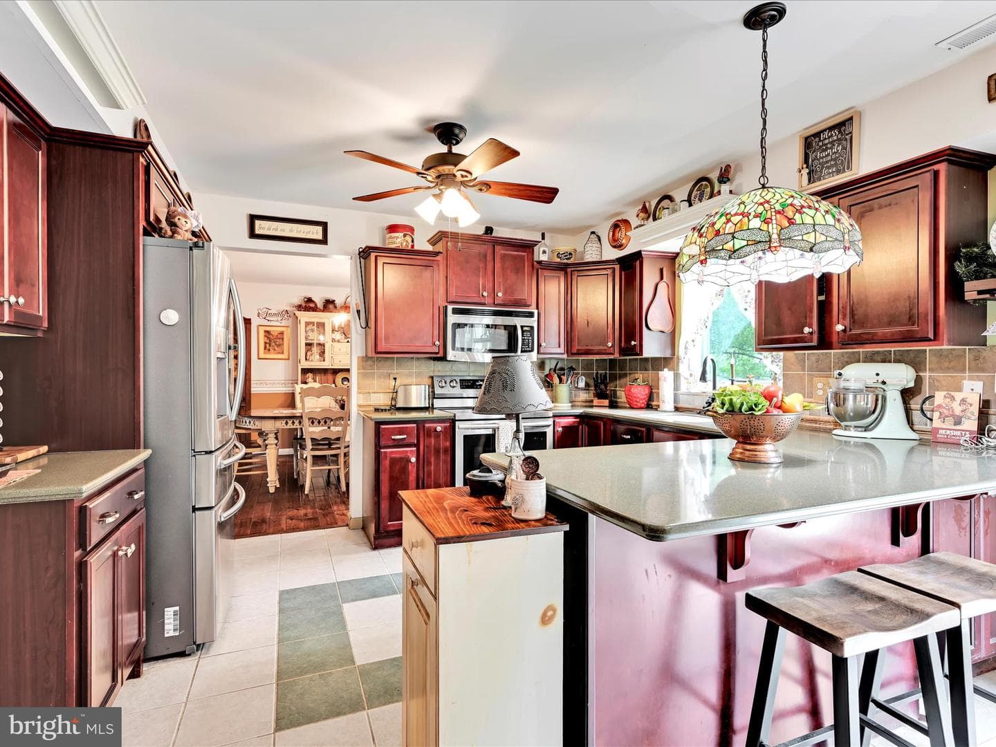 631 Lee Street photo 12