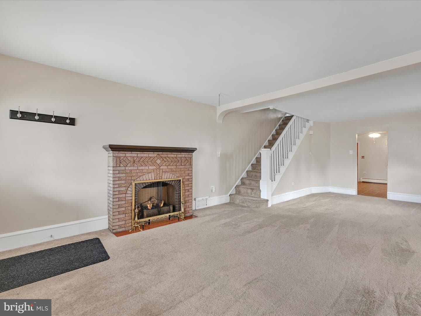 292 Wood Street photo 7