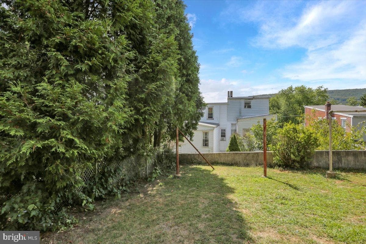 315 Morgan Avenue photo 21