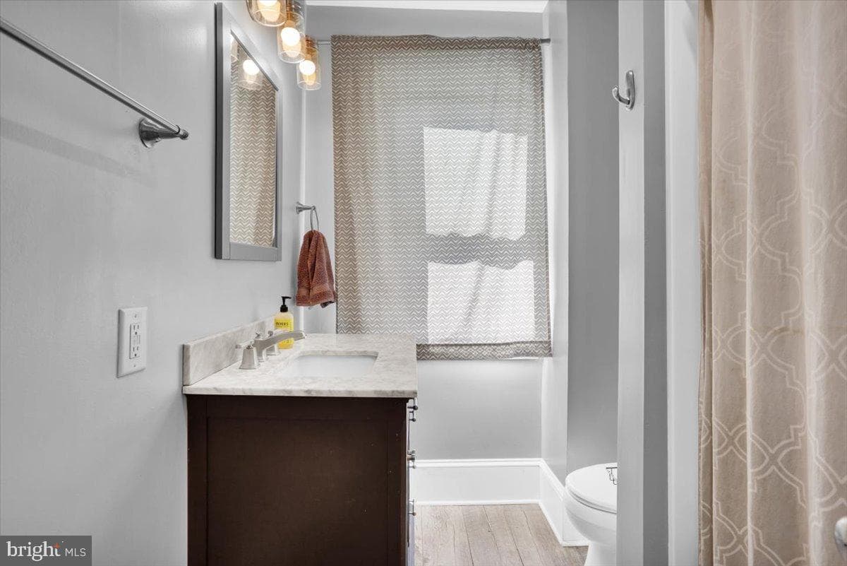 315 Morgan Avenue photo 8