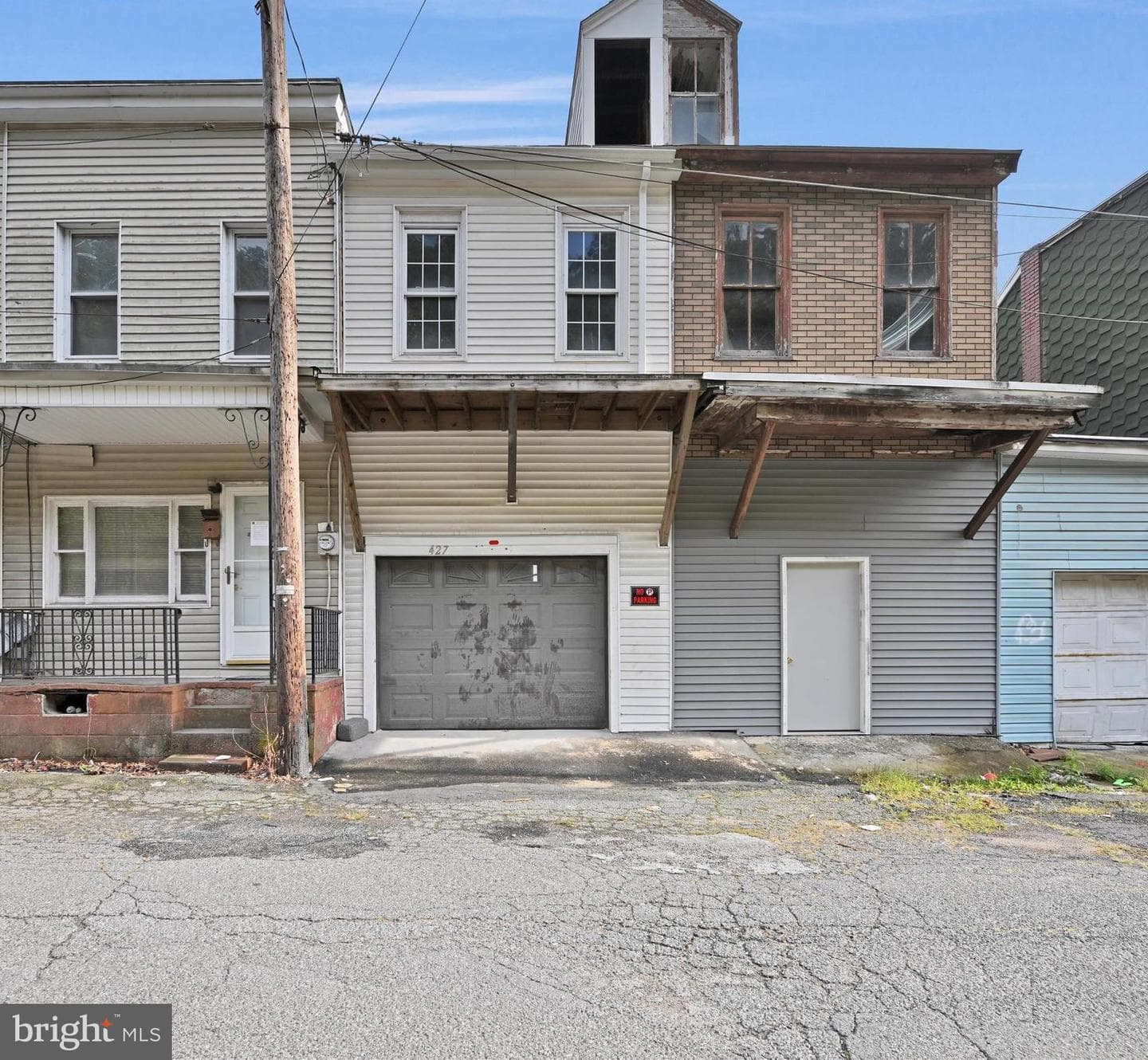 427 E Center St. Street photo 3