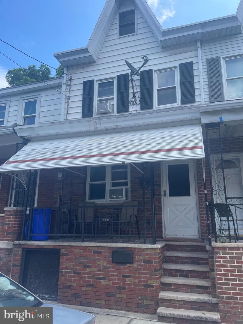 229 S Nichols Street photo 15
