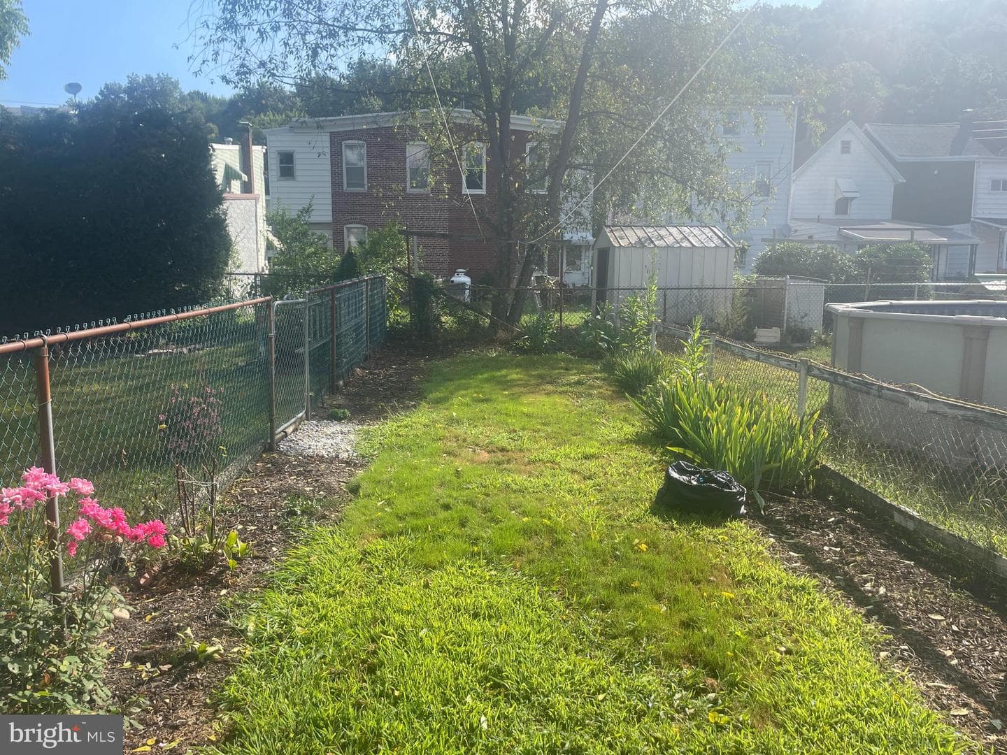229 S Nichols Street photo 16