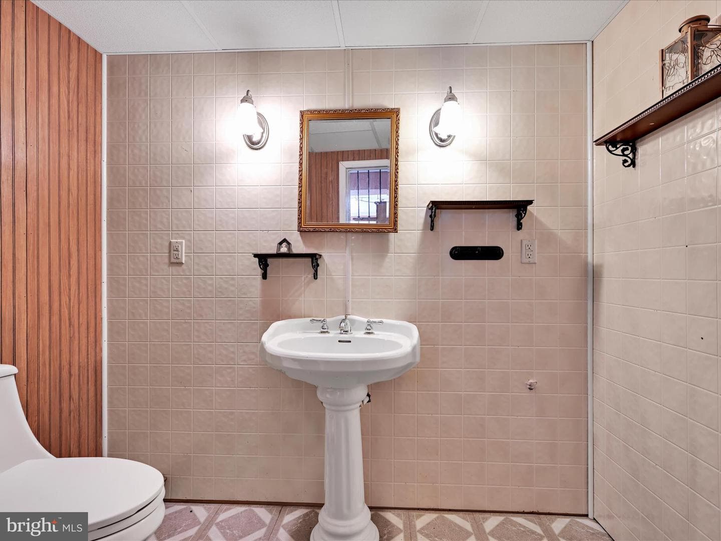 1096 Indian Drive photo 25