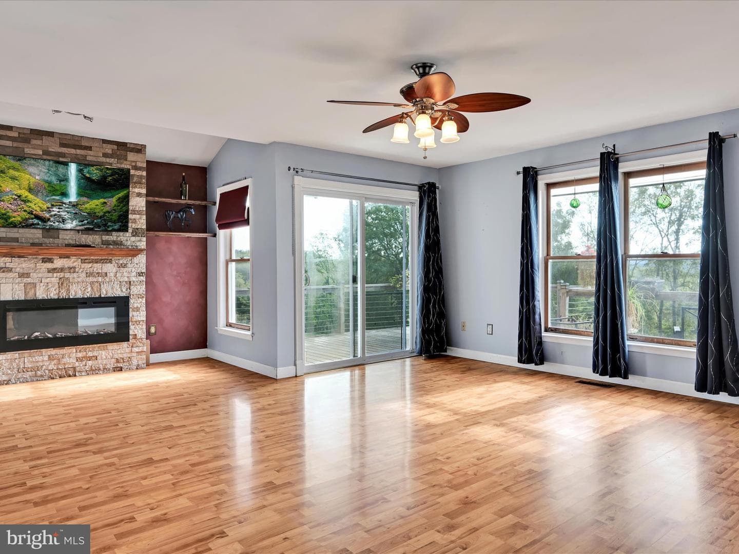 1096 Indian Drive photo 5