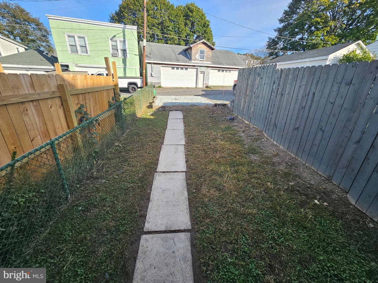 331 Willing Street photo 11