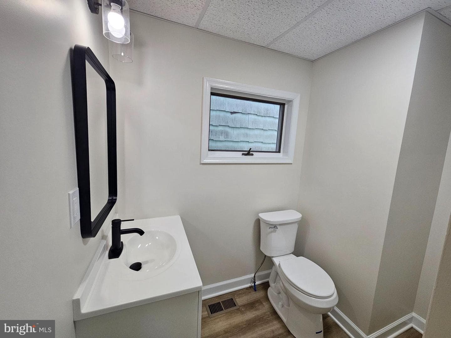 331 Willing Street photo 13