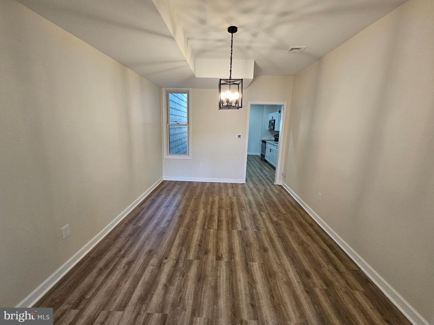 331 Willing Street photo 4