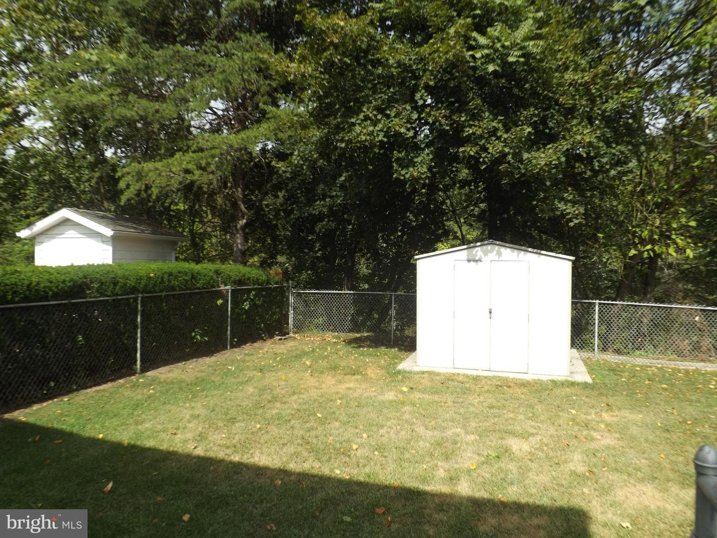 211 E Bacon Street photo 5