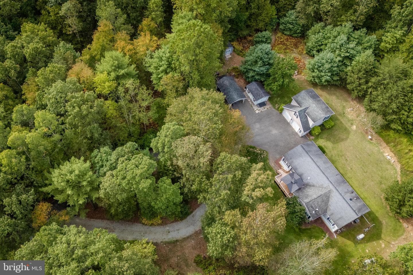 599 Blue Mountain Drive photo 23