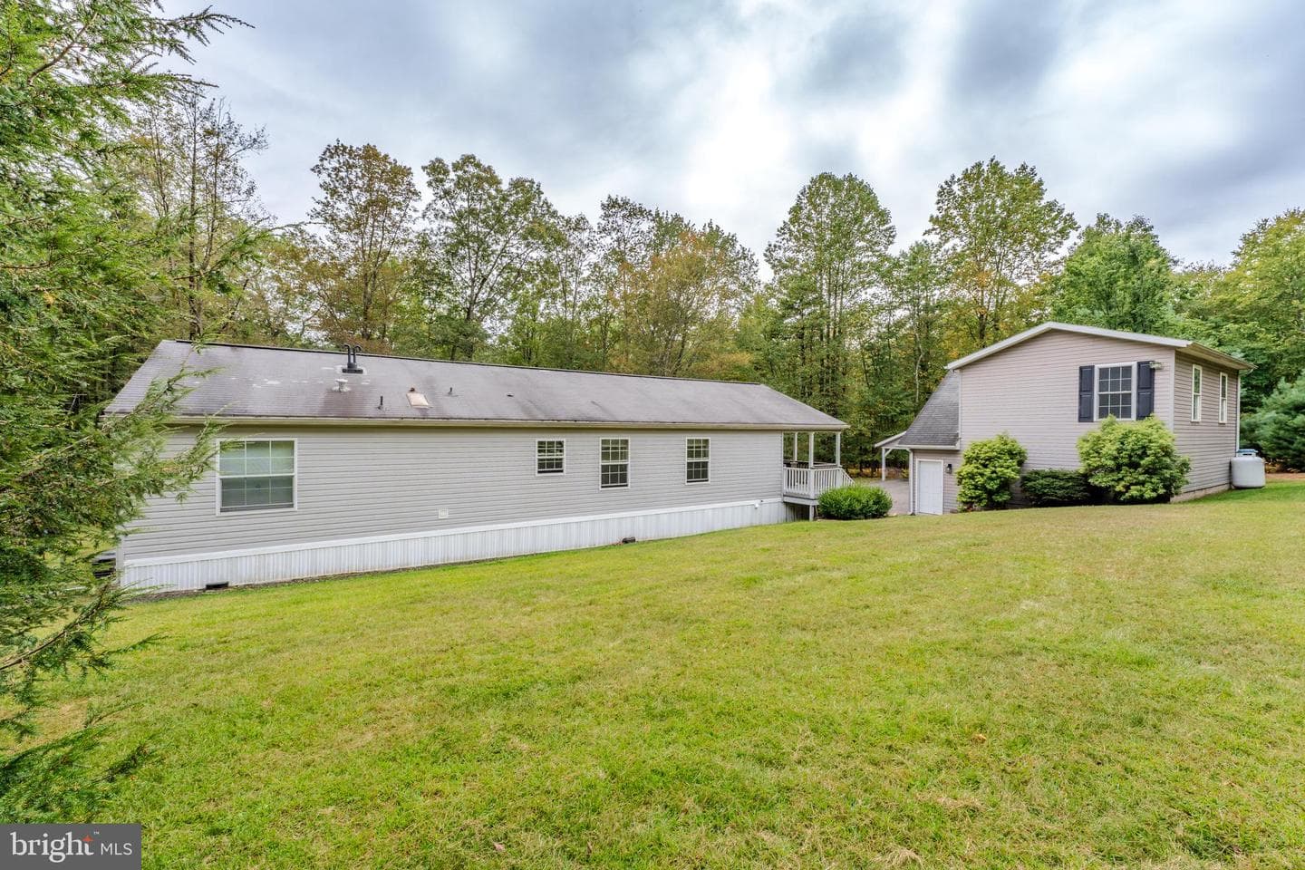 599 Blue Mountain Drive photo 6