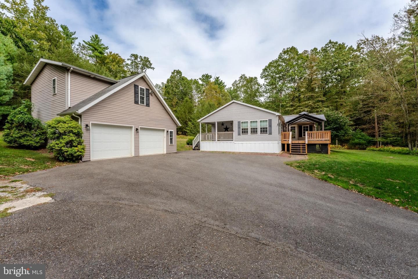 599 Blue Mountain Drive photo 8