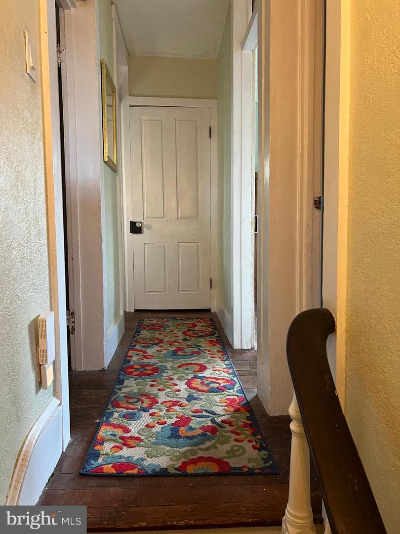 2 E Grand Avenue photo 55