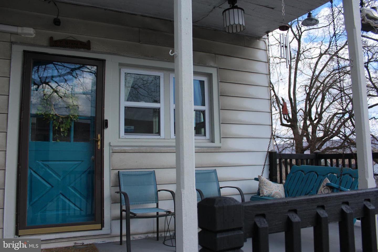 2 E Grand Avenue photo 74