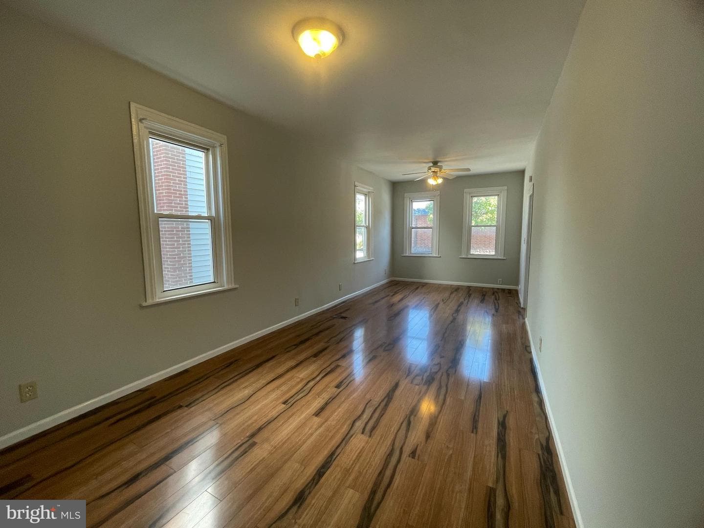307 Dock Street photo 8