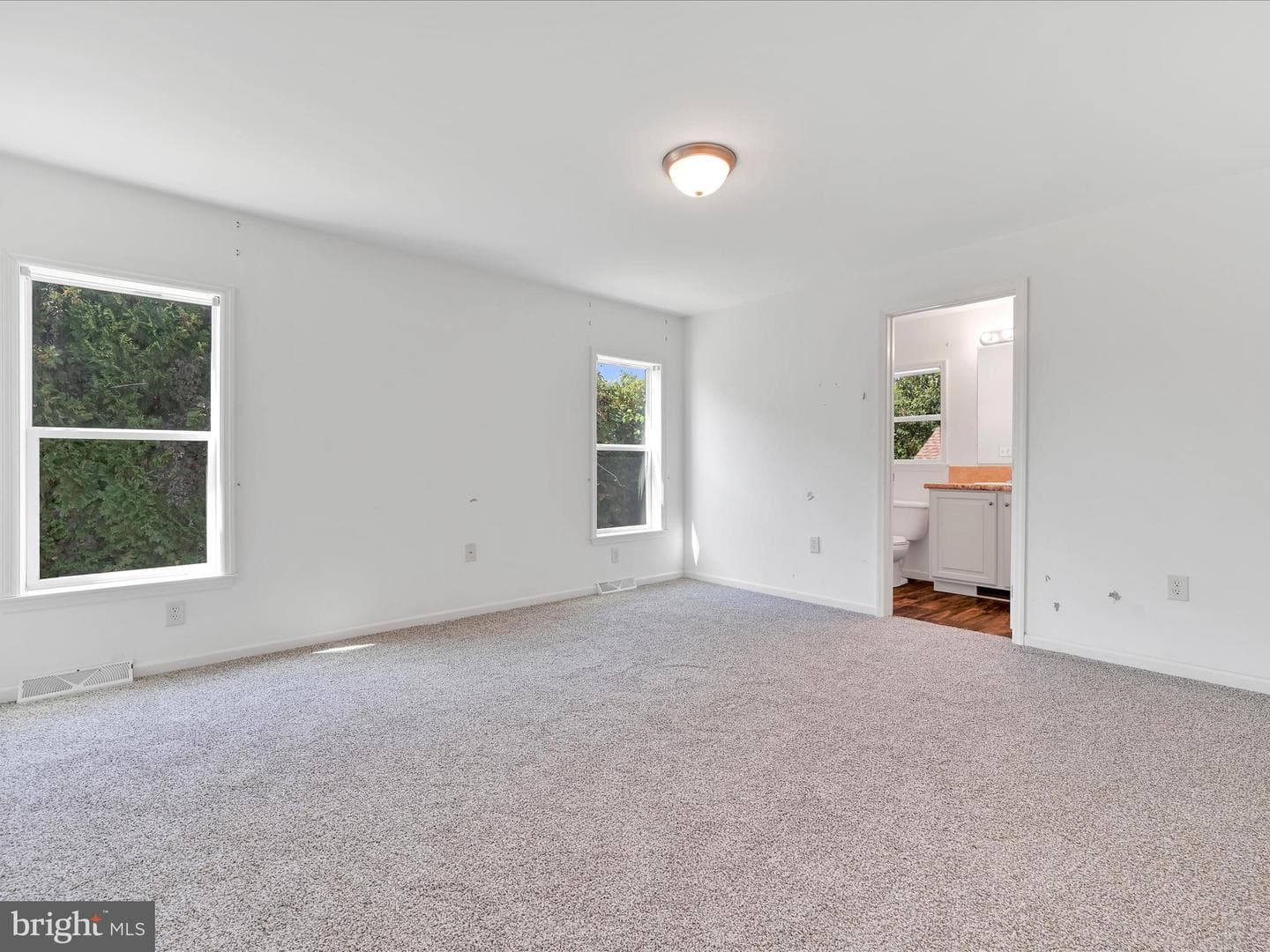 307 Wilson Avenue photo 14