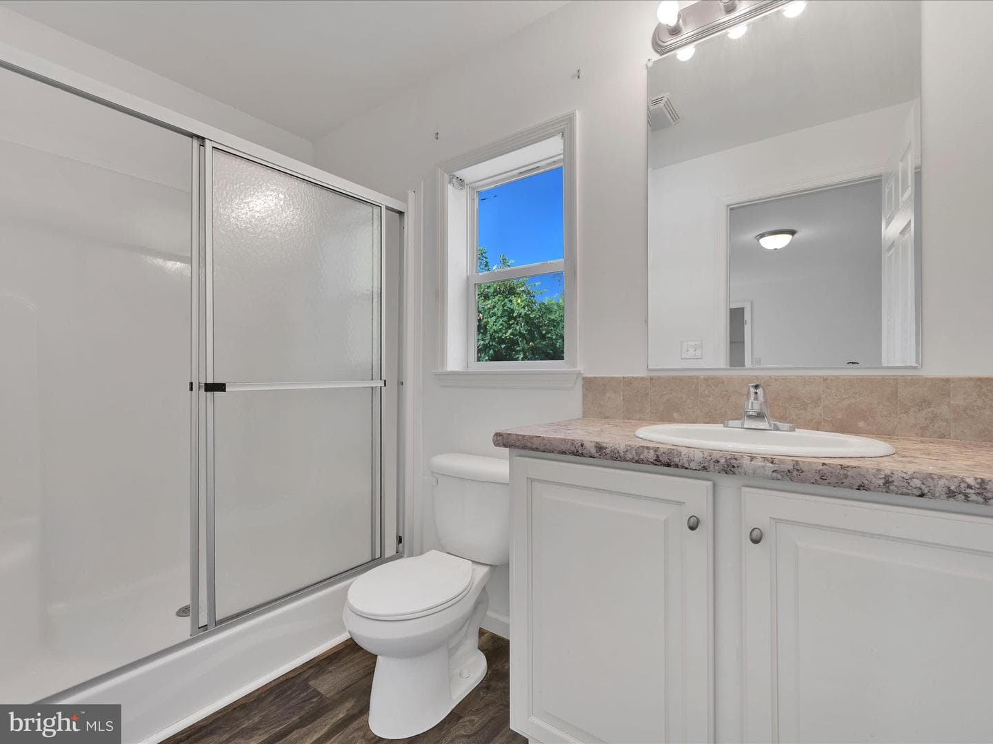307 Wilson Avenue photo 17