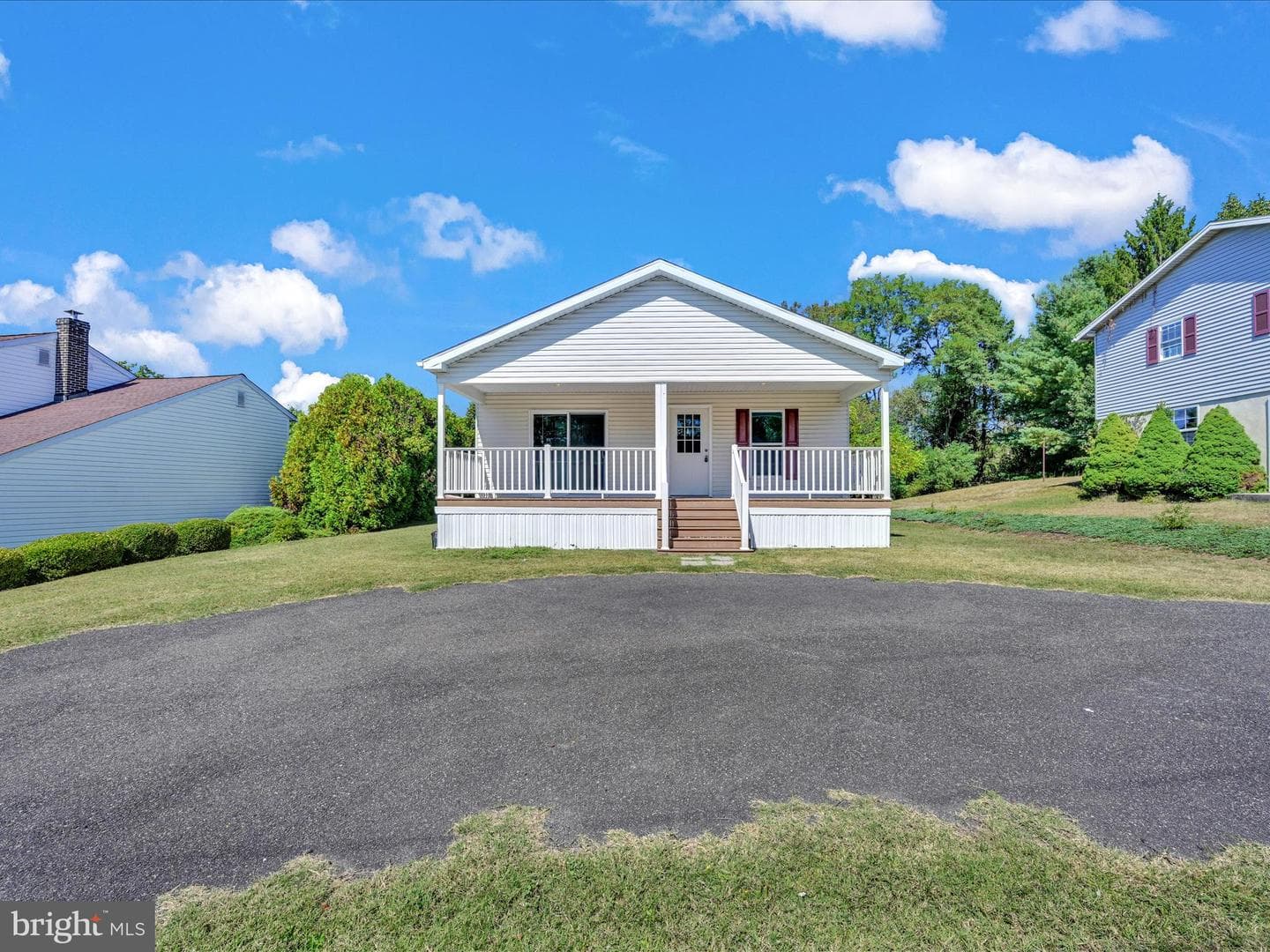 307 Wilson Avenue photo 2