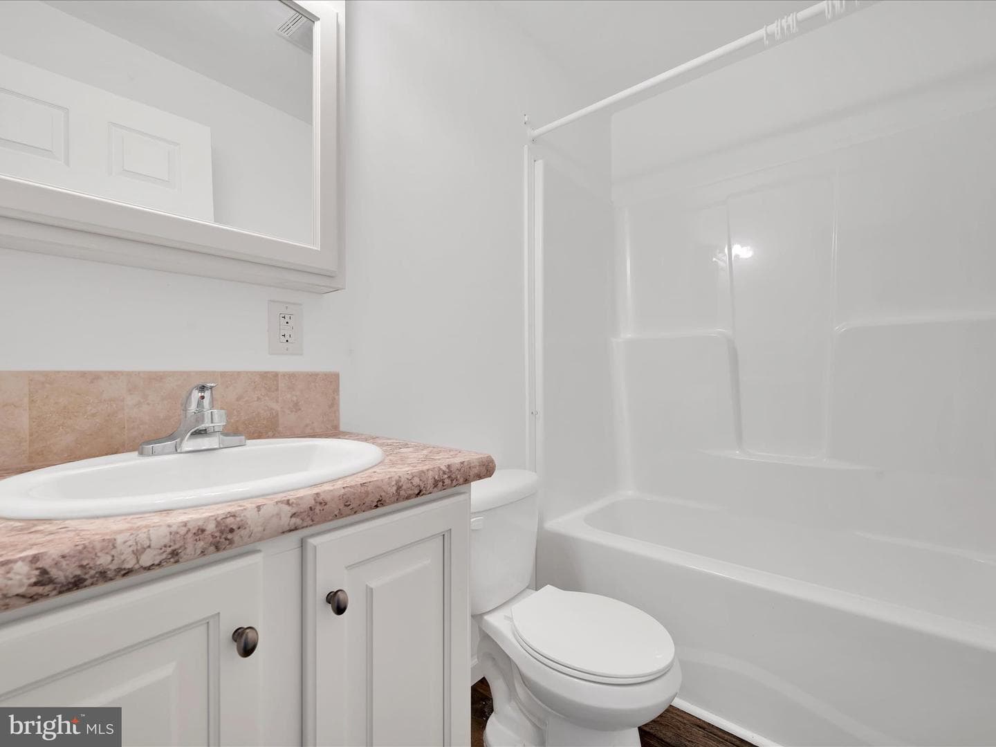 307 Wilson Avenue photo 20