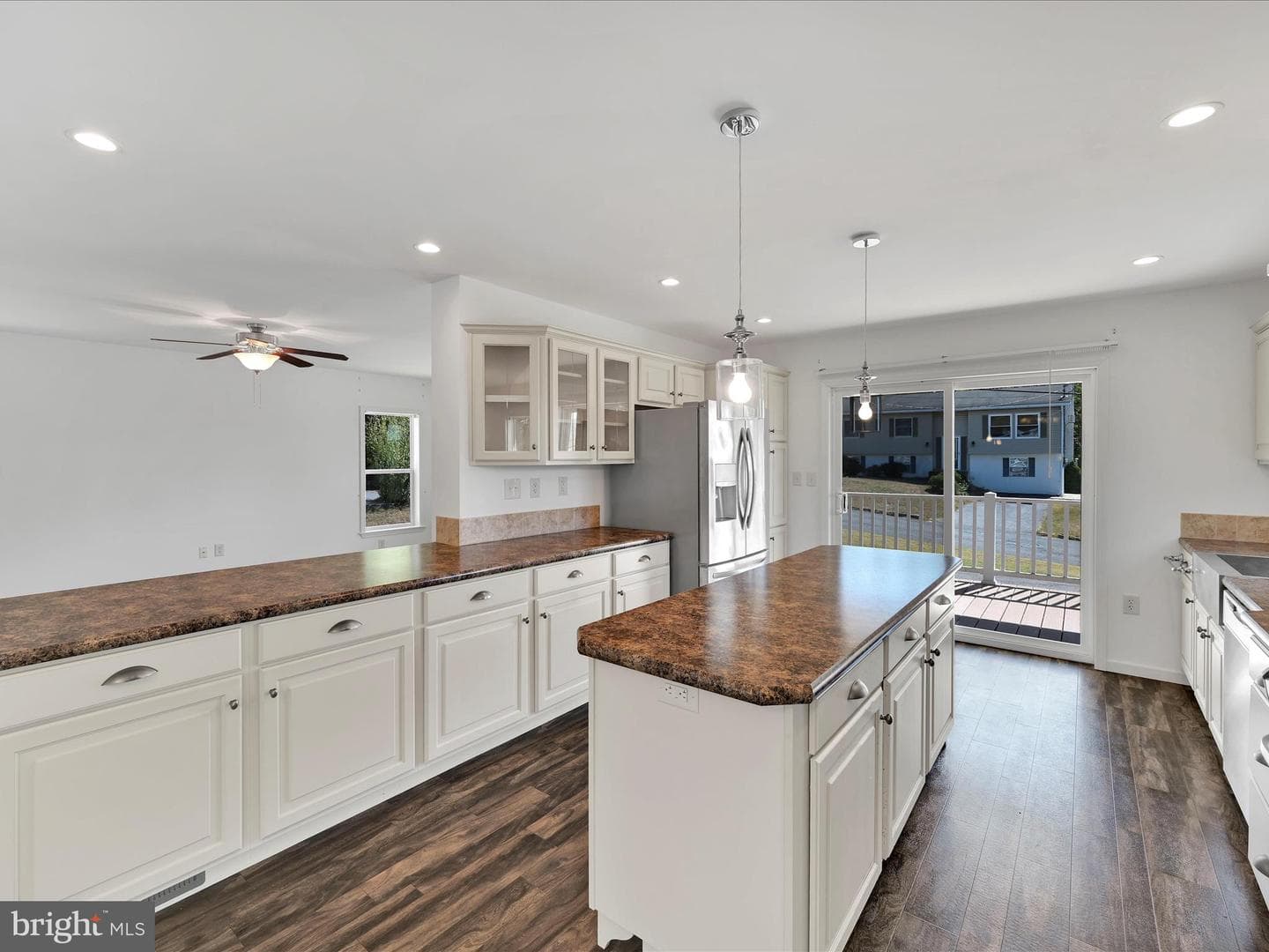 307 Wilson Avenue photo 8