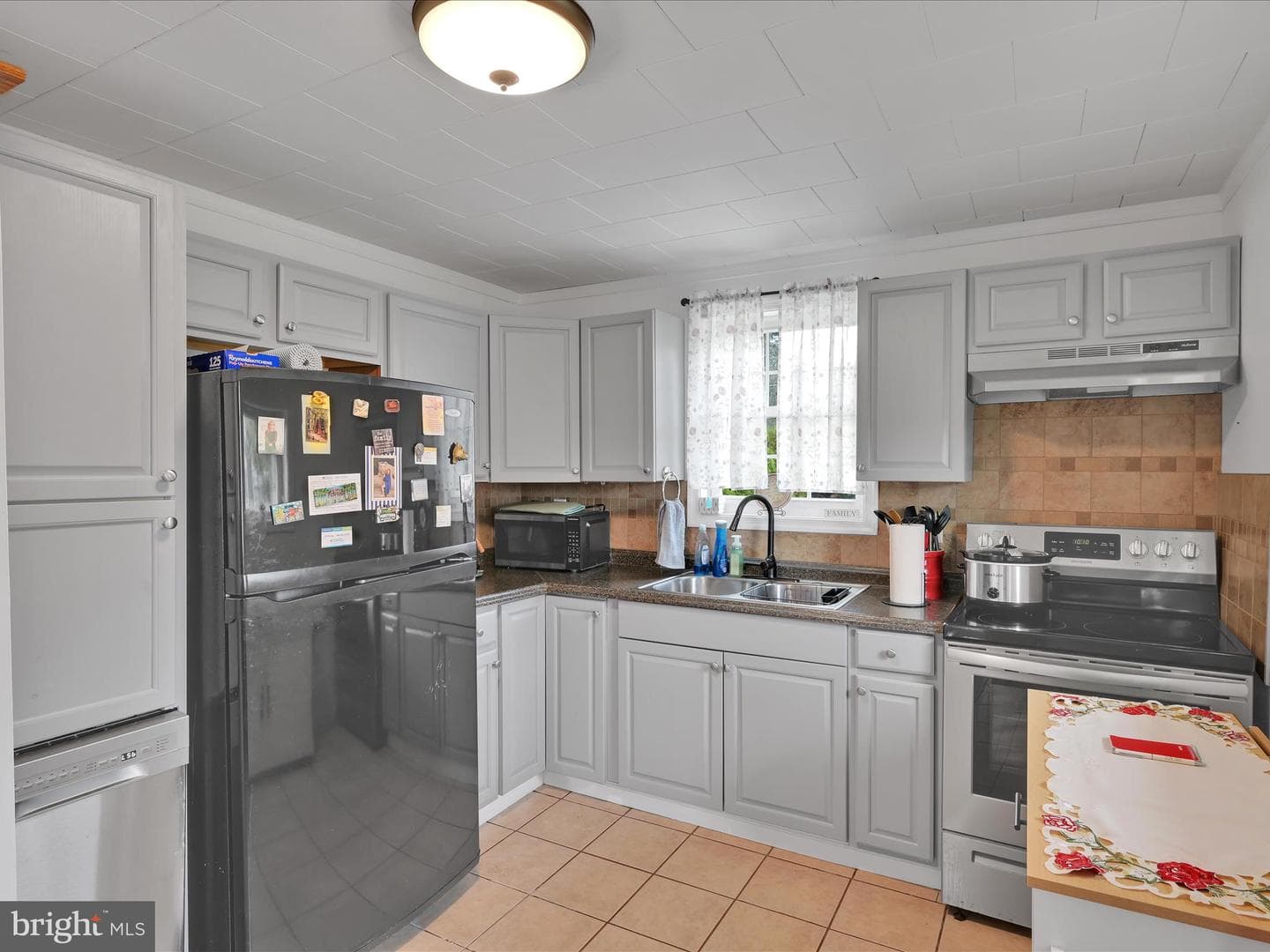 305 Beechwood Avenue photo 11