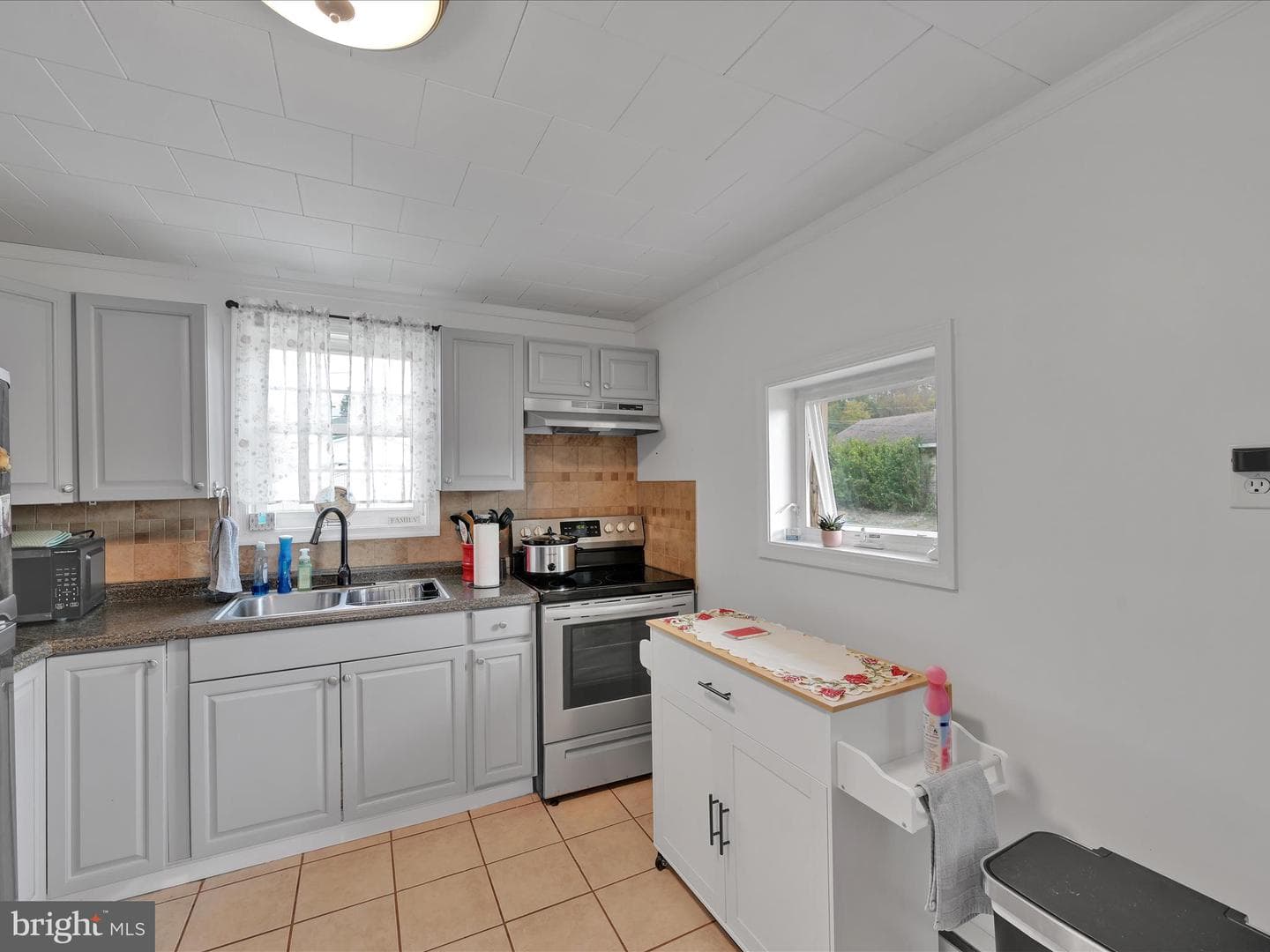 305 Beechwood Avenue photo 12
