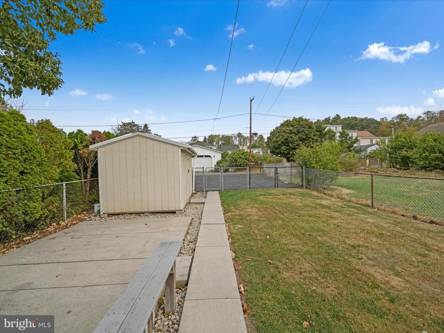 305 Beechwood Avenue photo 22