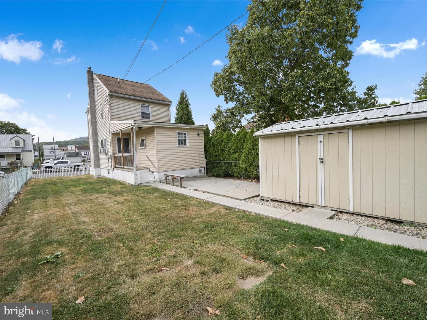 305 Beechwood Avenue photo 24