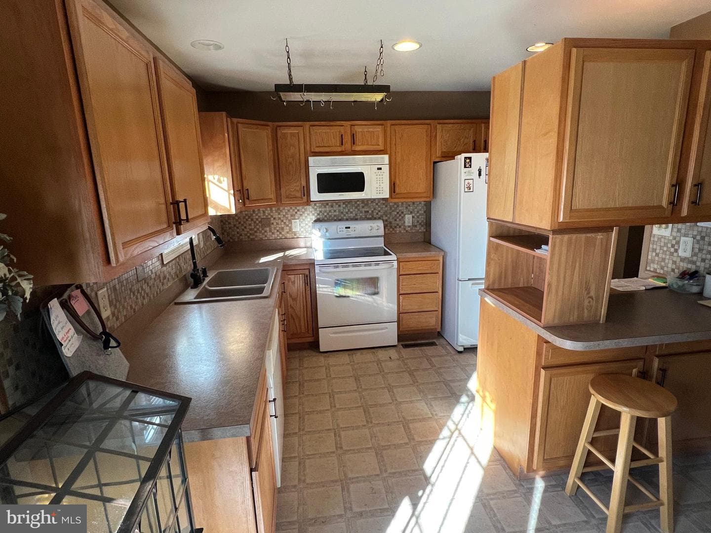 1371 Teepee Drive photo 4