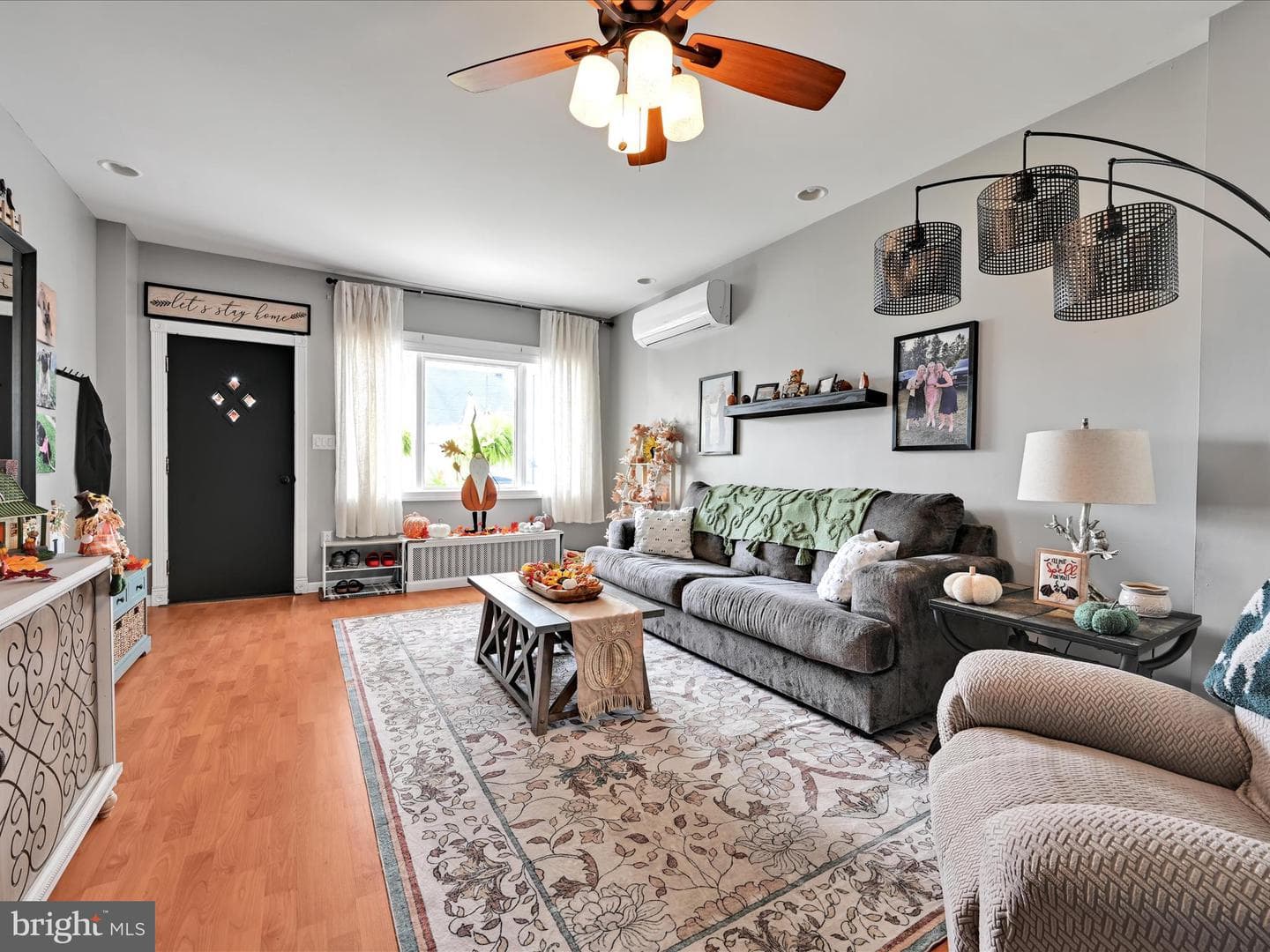 209 Indiana Avenue photo 4