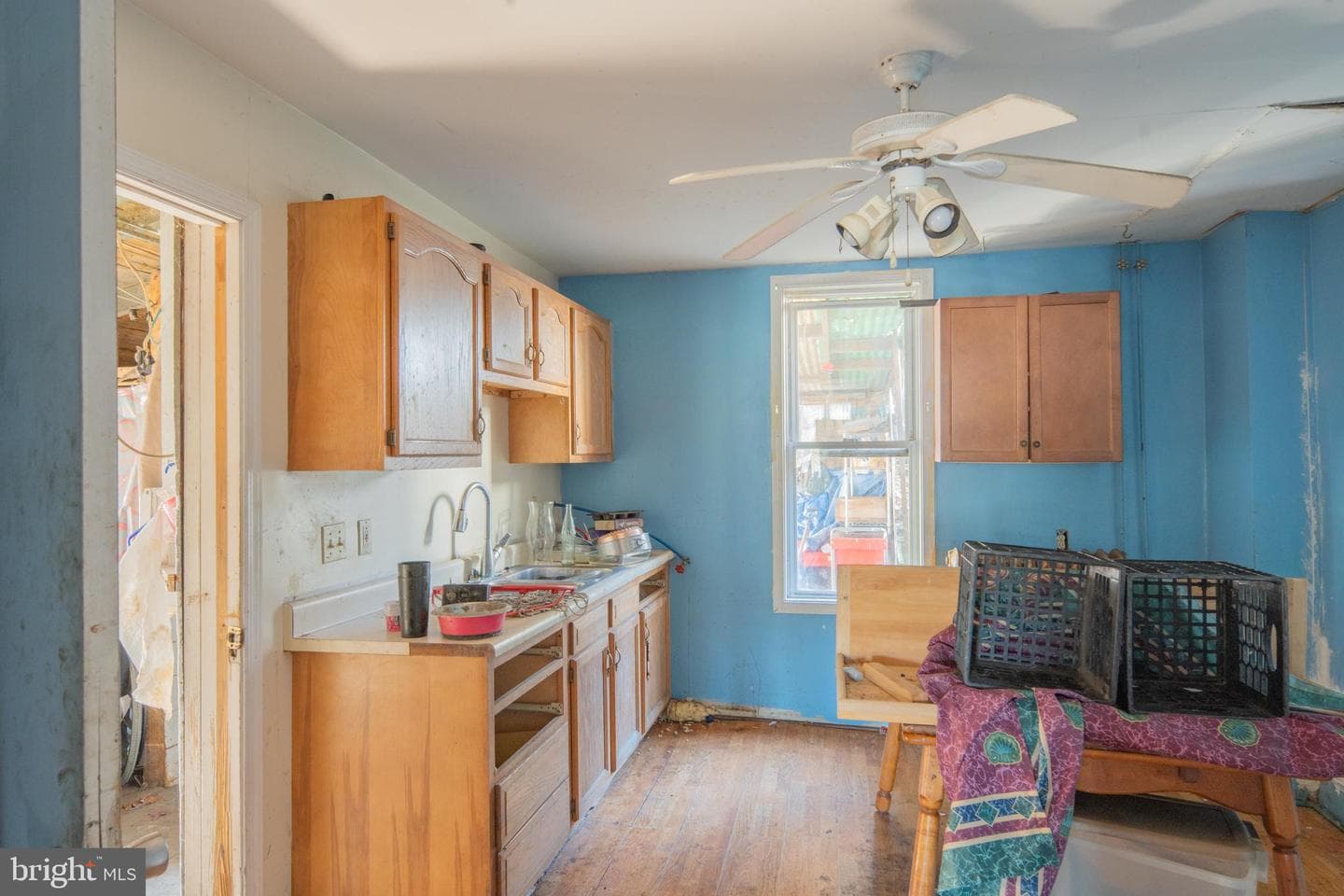 308 N Railroad Street photo 6