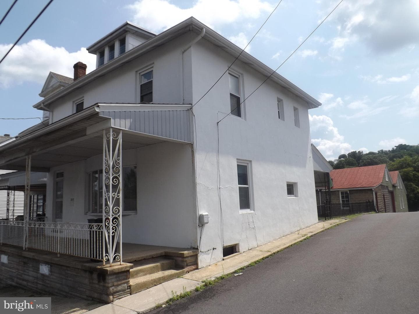 233 S South Street photo 4