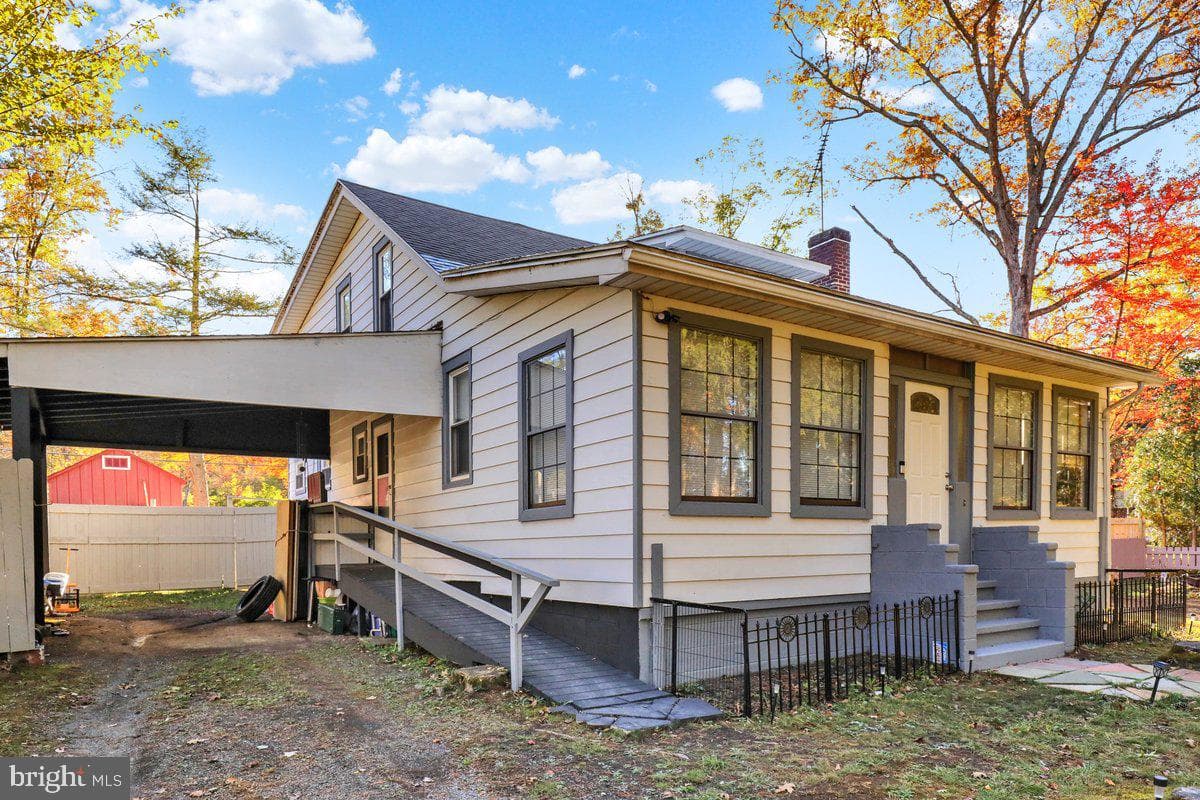 336 Lake Front Drive