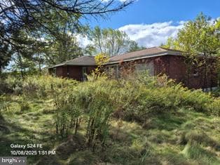 33 Adams Road photo 8