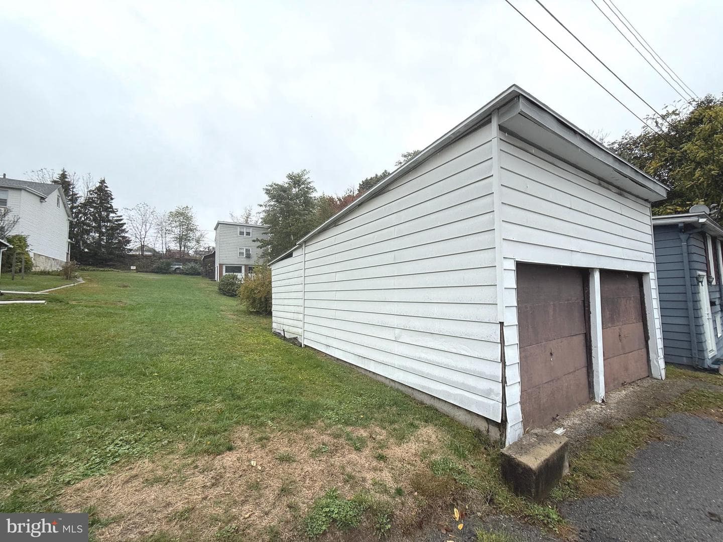 446 Biddle Street photo 4