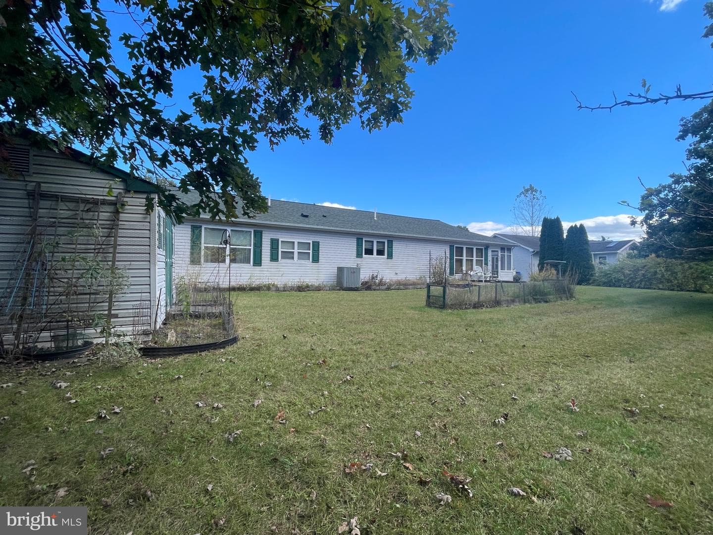 848 Trestle Court photo 4