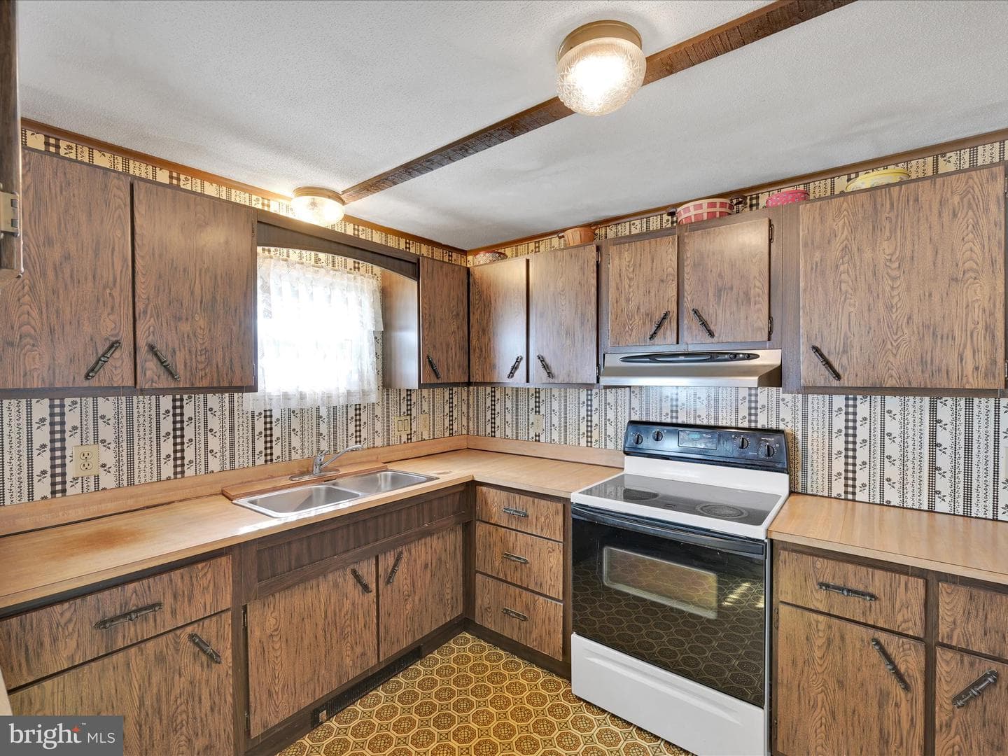 97 Walnut Street photo 8