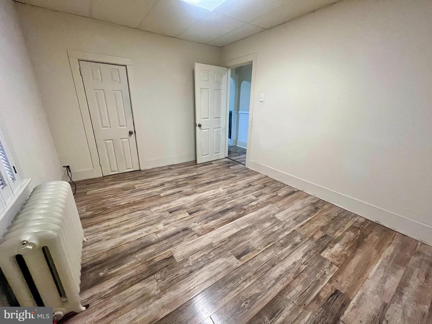 1528 E Grand Avenue photo 22