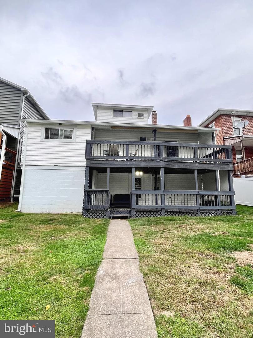 1528 E Grand Avenue photo 48