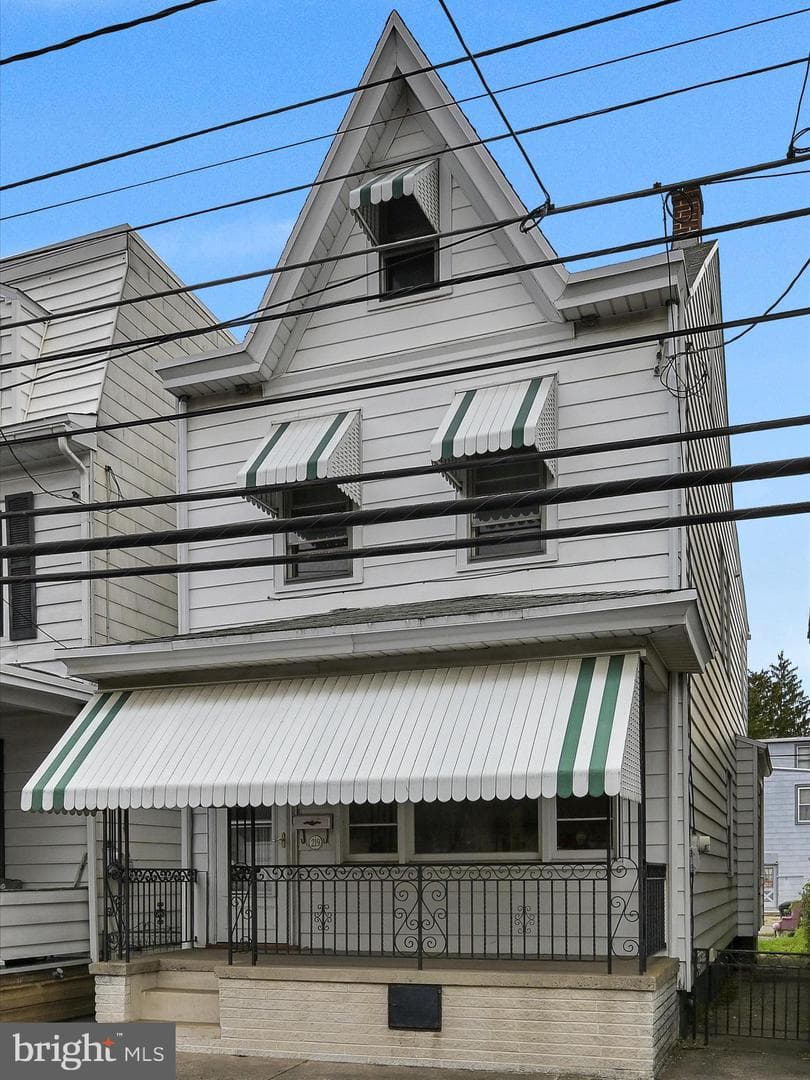 219 S 3rd Street photo 2