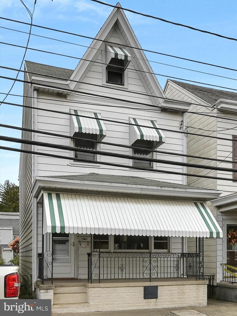 219 S 3rd Street photo 7