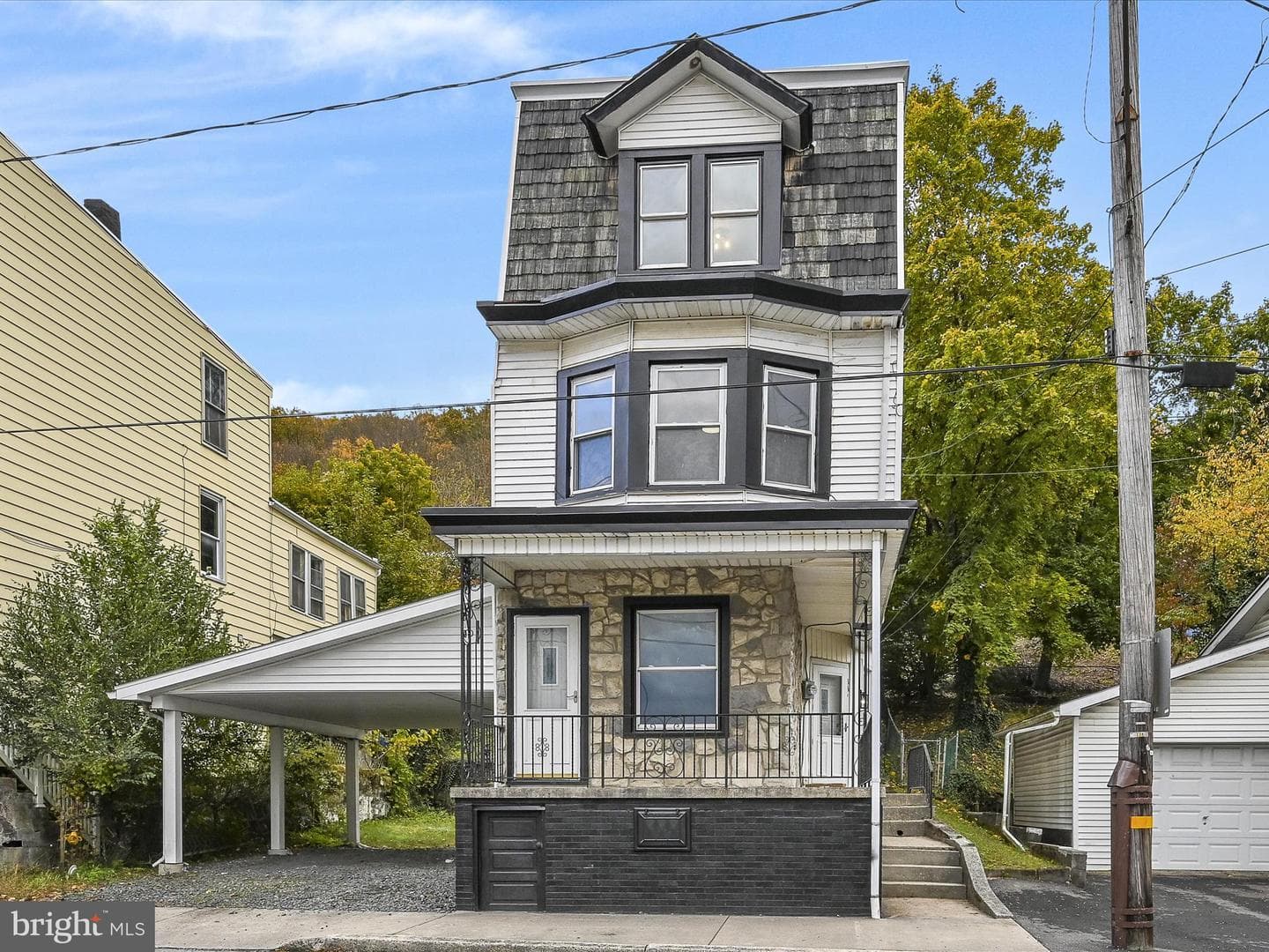 344 E Bacon Street photo 4