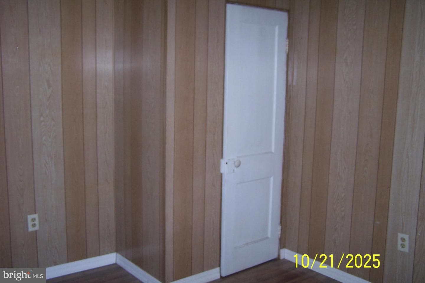 143 N Pine Street photo 9