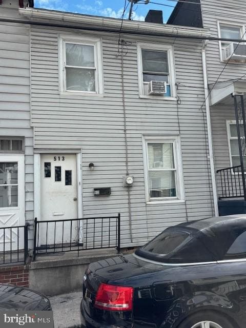 513 W Arch Street photo 1