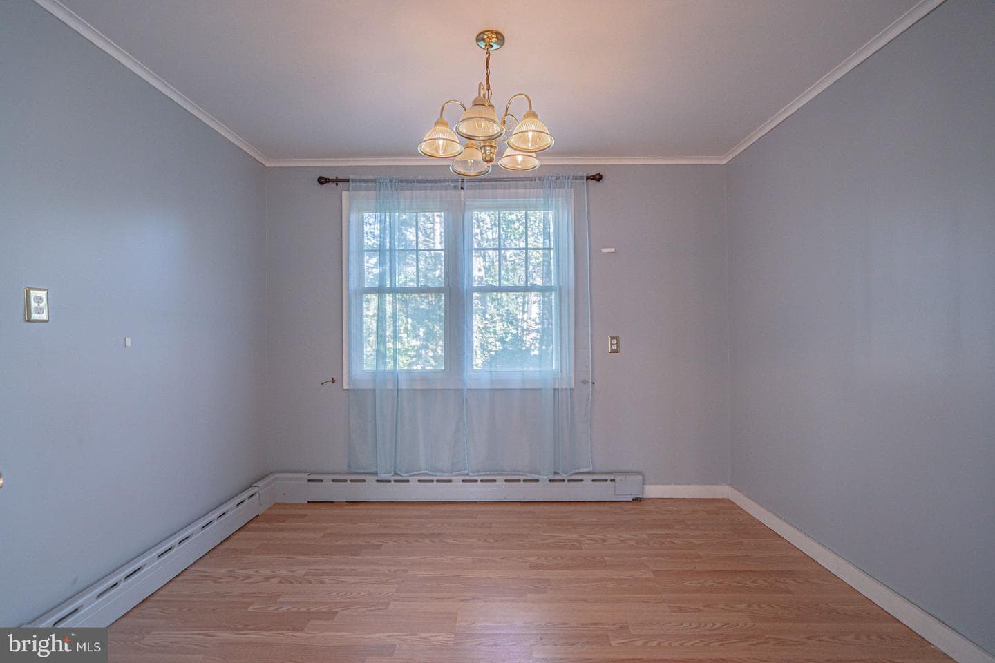 451 E Broad Street photo 15